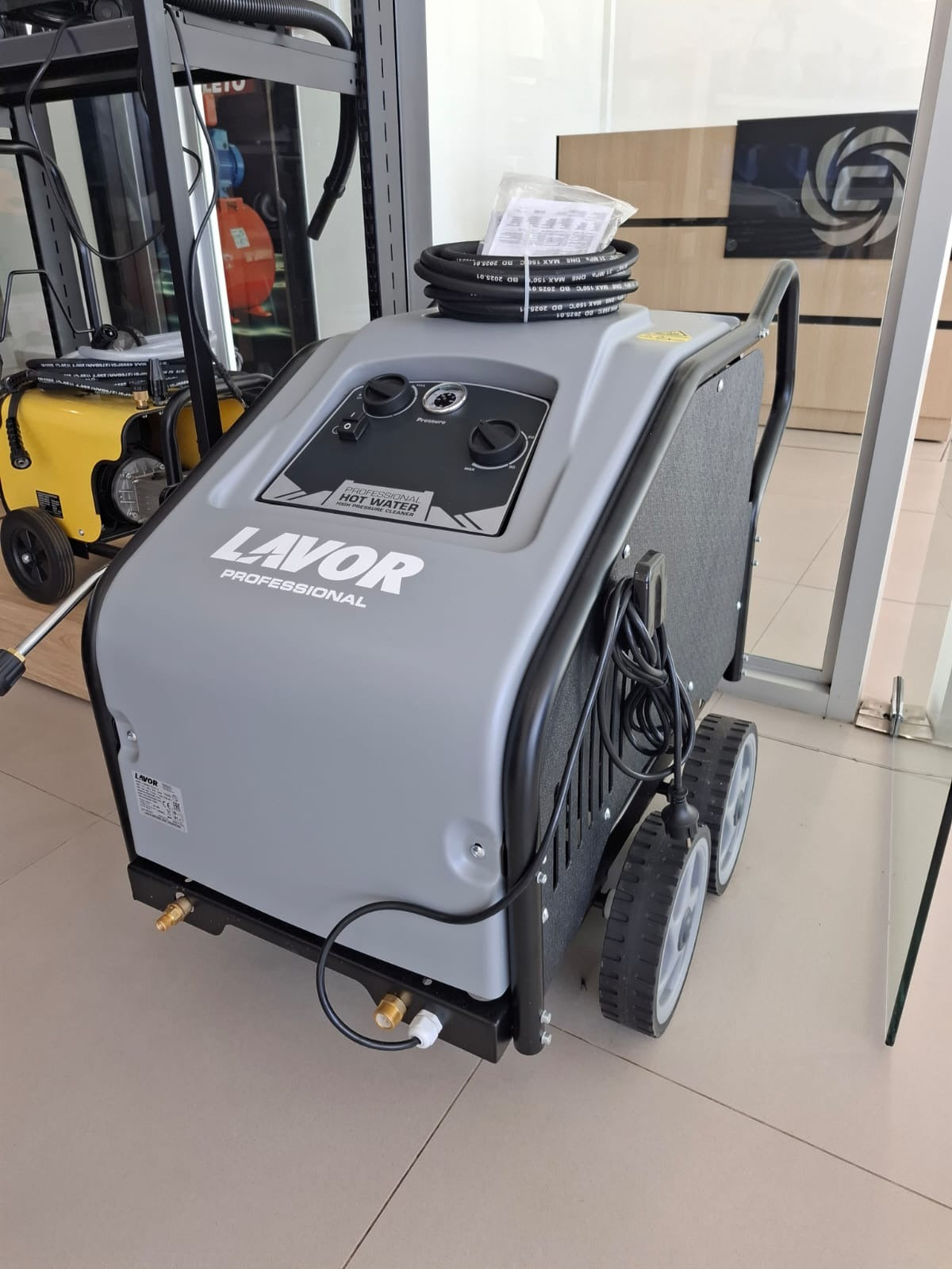 LAVADORA WASKO FRIO/CALOR 3000W 220V/DIESEL